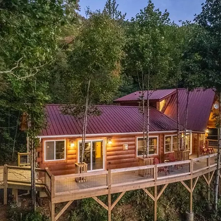 Stunning 2Br Cabin With Mountain Views